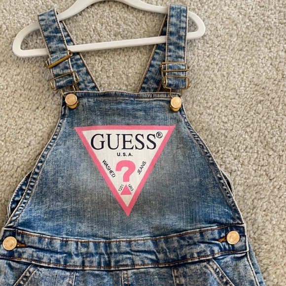Kids guess overalls size 8 - Picture 3 of 3